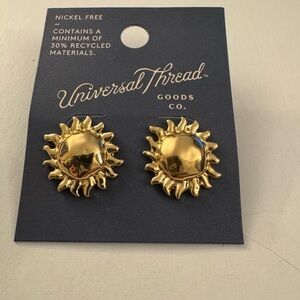 Universal Thread Sunburst Gold Stud Earrings Sun LX9